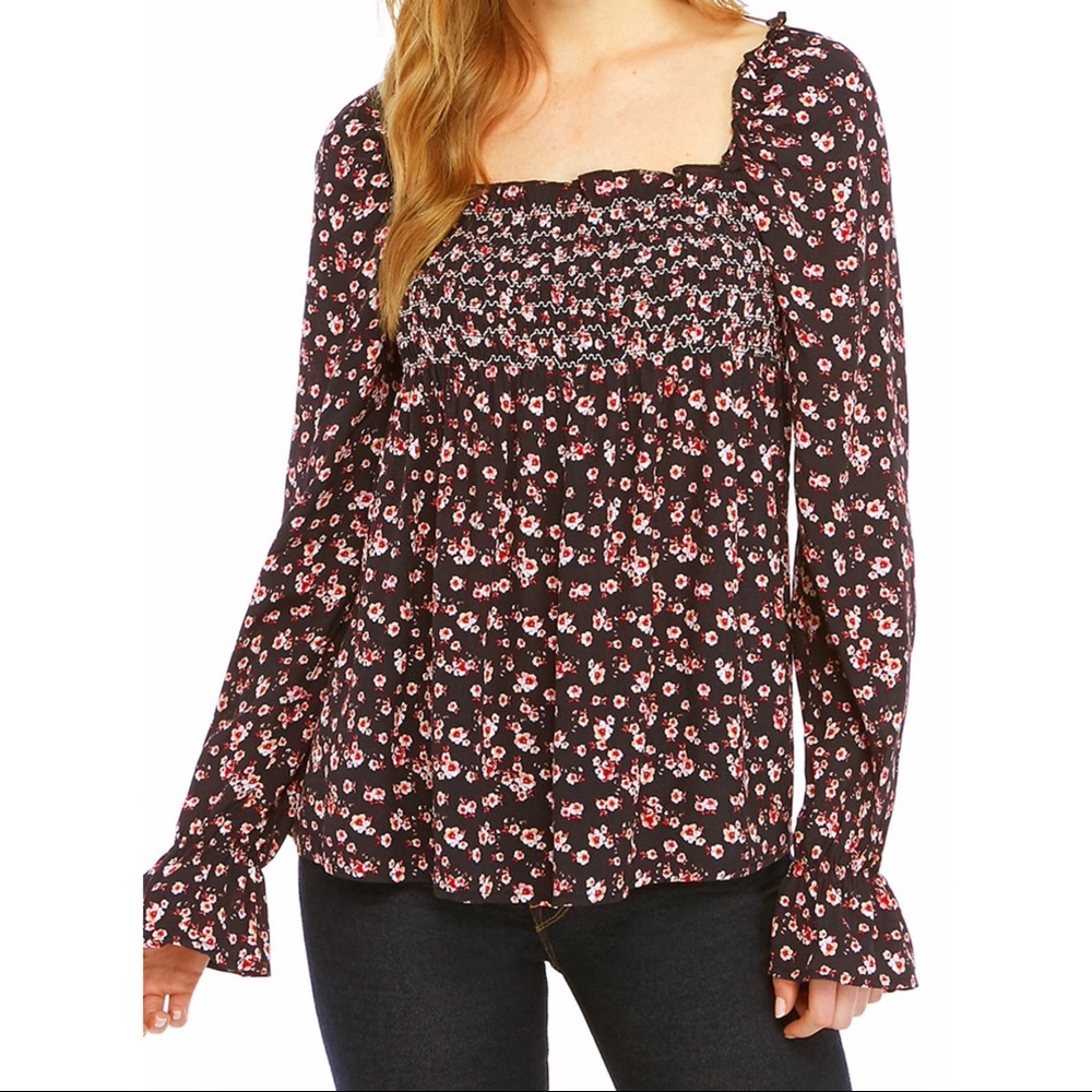 NWT Taylor & Sage Long Sleeve Smocked Top